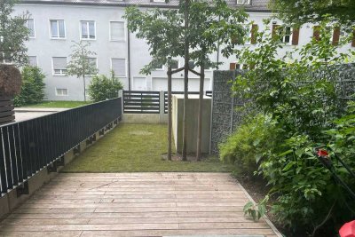 Zuhause mit 2,5 Zimmern und Balkon in Harlaching