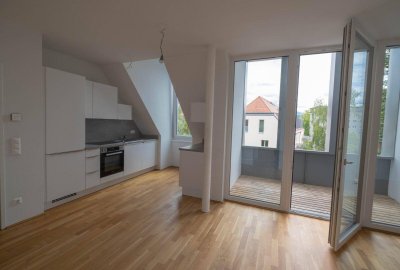 MODERNE DG-WOHNUNG IN URBANER LAGE! 13693F