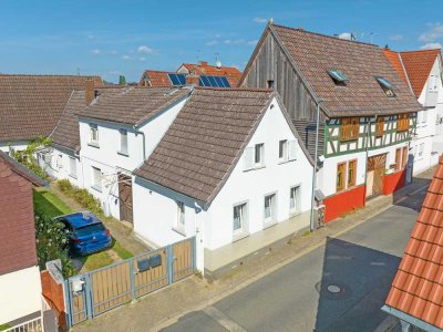 *Provisionsfrei* Ein- bis Dreifamilienhaus in zentraler Lage