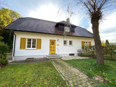 Freistehendes Wohnhaus mit viel Platz in Alleinlage  zu vermieten