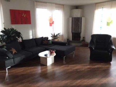 6-PARTEIEN-MEHRFAMILIENHAUS MIT BALKON IN ZENTRALER LAGE VON STUTTGART