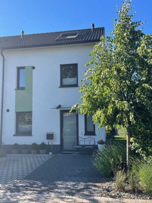 Modernes 4-Zimmer-Reihenendhaus im Süden Erlangens