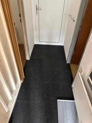 1-Zimmer mit Balkon in Grünau