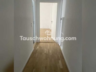 Tauschwohnung: Wir suchen eine 3-4 ZKB Wohnung und tauschen unsere 2 Zimmer