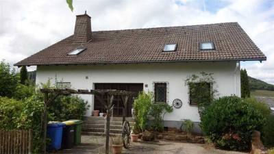 Traumhaft wohnen in ruhiger und sonniger Lage von Caldern