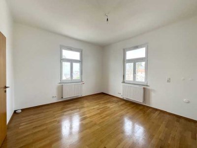 ***ALTBAULIEBHABER AUFGEPASST***: 
Charmante 3,5 Zimmer Altbauwohnung im Ortskern von Nonnenhorn!