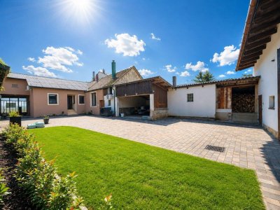 Mönchhof - Ein Platz zum Ankommen – Stilvoll saniert, energieeffizient und voller Möglichkeiten