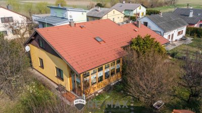 "Haus mit "Zaubergarten""