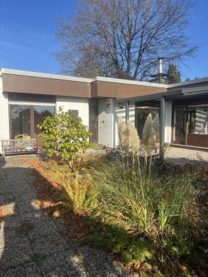 Traum-Bungalow mit Terasse und Einliegerwohnung