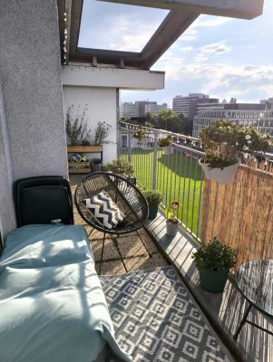 Moderne, möblierte 2-Zimmer Wohnung in Düsseldorf-Golzheim