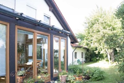 Echte Rarität: Wintergartenwohnung (3-ZKB) in Landsberg Ost