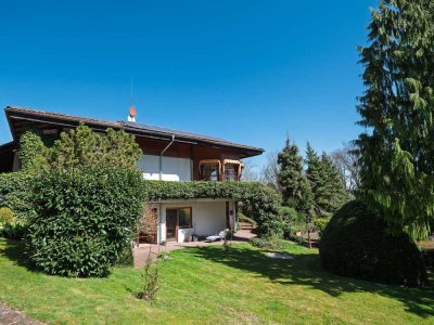 Stilvolles Mehrfamilienhaus in bester Lage in Bad Wildungen mit parkähnlichem Grundstück