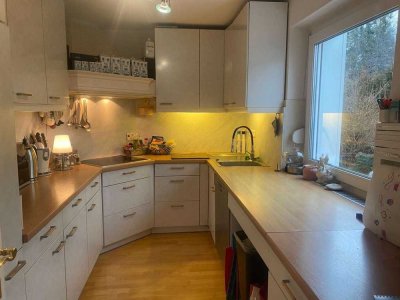 Doppelhaus-Hälfte mit Weitblick in ruhiger, zentraler Lage von Berg - Aufkirchen