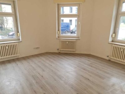 Gepflegte 4-Zimmer-Wohnung im Erdgeschoss zu vermieten!