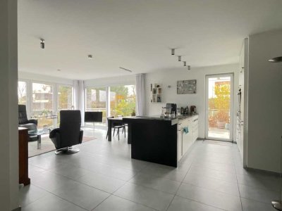 EDEL & CHIC – OBERGESCHOSS-RESIDENCE MIT ATEMBERAUBENDEM PANORAMABLICK