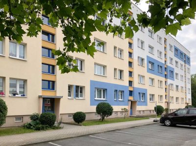 Sanierte 3-Raum-Wohnung mit Wanne und Balkon in ruhiger Lage Geras