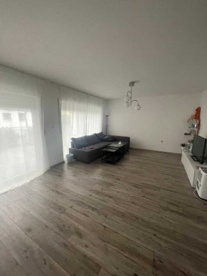 Schöne 2-Zimmer Erdgeschoss Wohnung mit Einbauküche