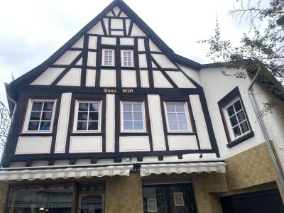 Geräumiges Einfamilienhaus mit Garage in Vallendar