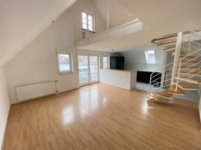 Traumhafte Galeriewohnung, sehr zentral, neue Einbauküche