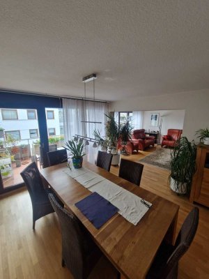 4,5-Zimmer Wohnung mit 2 Balkonen in Weinstadt-Endersbach