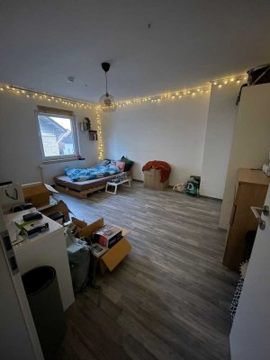 Schöne 1-Zimmer-Wohnung mit Einbauküche
