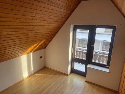 Helle 2-Zimmer-Wohnung mit eigenem Eingang und Balkon in Bielefeld-Sieker