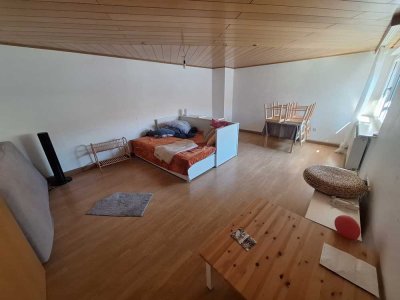 Gemütliche 4-Zimmer Wohnung in KA-Weststadt