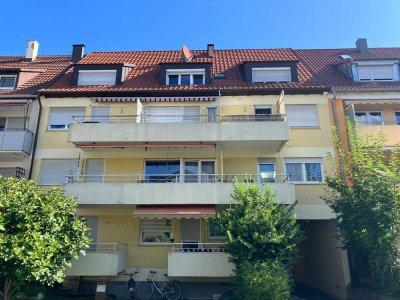 2-Zimmer-Wohnung am Kurpark mit EBK, Balkon und Stellplatz!