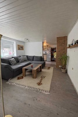 Souterrain-Einheit mit eigenem Garten & separatem Zugang in Mannheim-Almenhof
