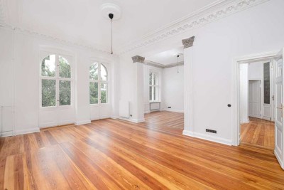 148 m² Altbau-Luxus – Stuck, Flügeltüren & moderner Komfort