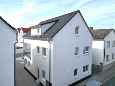 SCHWIND IMMOBILIEN - modernes 2-Familienhaus in ruhiger und gewachsener Lage