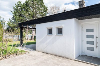 Sensation am See – Bungalow in 1. Seereihe mit direktem Seezugang