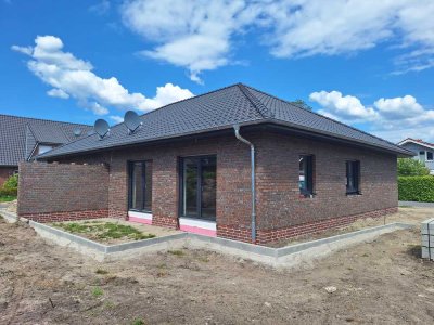 Moderne, barrierefreie Doppelhaushälfte in Friedeburg – Bezugsfertig ab dem 01.10.2025