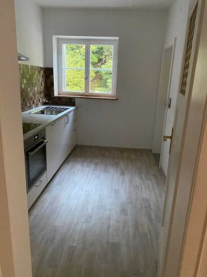 Schöne und vollständig renovierte 3-Zimmer-Wohnung mit Balkon in Stuttgart Ost Gablenberg