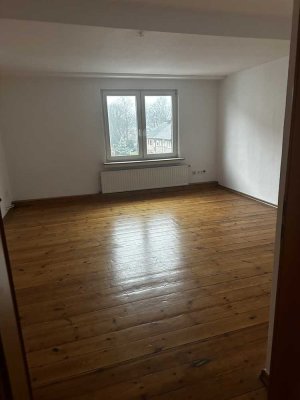 Freundliche und sanierte 5,5-Raum-Wohnung mit gehobener Innenausstattung mit Balkon in Herne