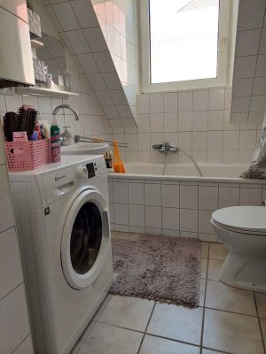 Schöne 2-Zimmer-DG-Wohnung mit gehobener Innenausstattung in Braunschweig