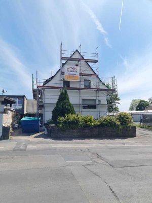 1350 € - 100 m² - 4.0 Zi.
Ab sofort Zu vermieten 
Maisonette 
Zentrum von Bergisch Gladbach.