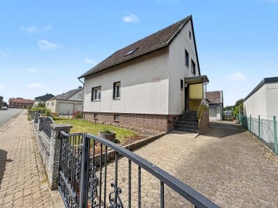 Gepflegtes Zweifamilienhaus auf großem Grundstück in Salzgitter-Beinum