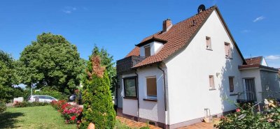 charmantes Einfamilienhaus mit großem Garten