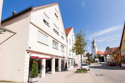 Helle und geräumige 2,5-Zimmer-Wohnung in der Innenstadt