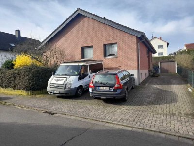 Freistehendes Einfamilienhaus in sehr guter Lage in Weilerbach