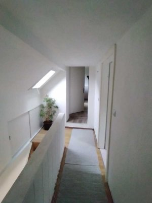 Freistehendes Einfamilienhaus mit großzügigem Garten - Ihr neues Zuhause erwartet Sie!