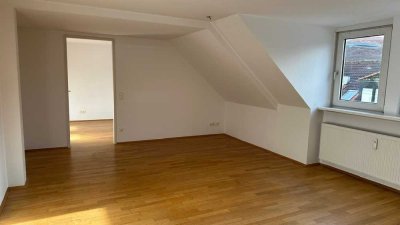 HANNOVER-SÜDSTADT:  tolle City-Wohnung mit 2 Zimmern im 3.OG, Parkett- nahe Maschsee, Rathaus