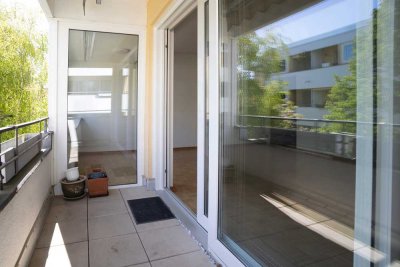 Direkt vom Eigentümer - 3 Zi., EBK, Gäste-WC, 2 Balkone - Schöne, ruhige Lage!
