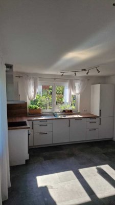 Stilvolle, neuwertige 2-Zimmer-Souterrain-Wohnung mit gehobener Innenausstattung in Dusslingen