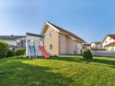 Einziehen und wohlfühlen: Modernes Einfamilienhaus inkl. PV-Anlage in Taufkirchen - Gebensbach