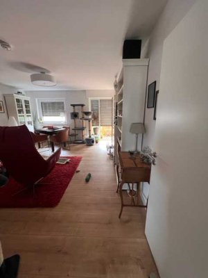 Liebevoll sanierte Etagenwohnung mit großer Wohnküche  und herrlichem Blick!
