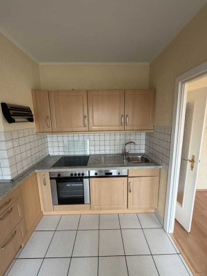 Helle 4-Zimmer-Wohnung im 4. OG in Duisburg-Hochfeld