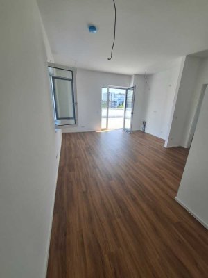 Helle 2-Zimmer Mini-Penthouse in Weidenpesch