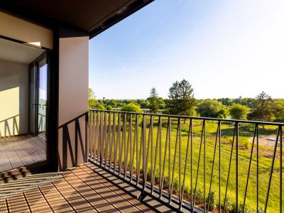 Exklusiver Ausblick – 2-Zimmer Wohnung mit Loggia am Elbufer – Marina Garden